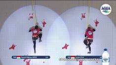 Aries Susanti berhasil meraih medali emas setelah mengalahkan rekan setimnya, Puji, Kamis (23/8).