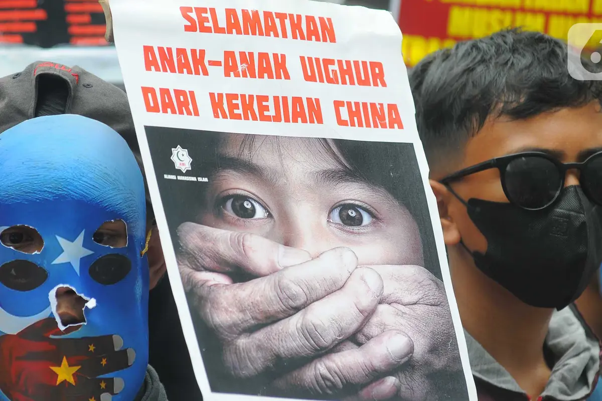 Demo kedubes China muslim uighur