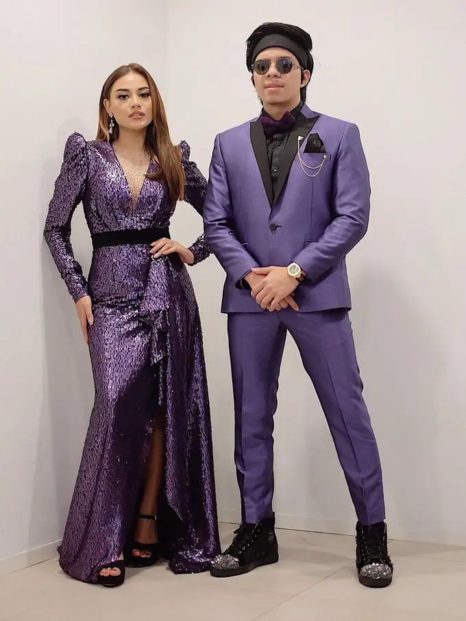 6 Gaya Aurel Hermansyah dan Atta Halilintar Pakai Outfit Senada saat Kerja, Jadi Sorotan