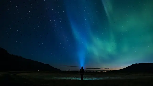 Ilustrasi malam hari, aurora, keindahan alam