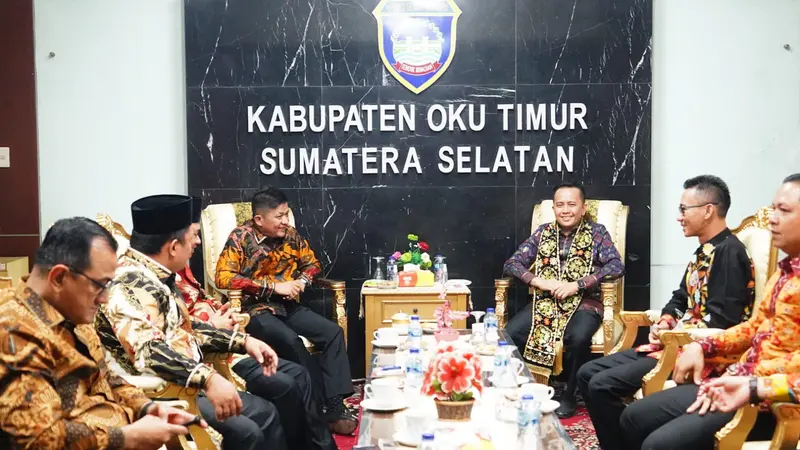 OKU Timur.