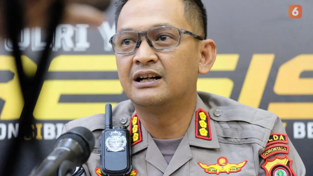 Kabid Humas Polda Gorontalo Kombes Pol. Desmont Harjendro