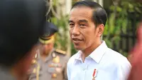 Presiden Jokowi akan mengundang ribuan tamu dalam acara pernikahan putri keduanya, Kahiyang Ayu dan Bobbu Nasution. Pernikahan akan dihelat pada Rabu, (8/11) di gedung Graha Saba Buana. (Adrian Putra/Bintang.com)