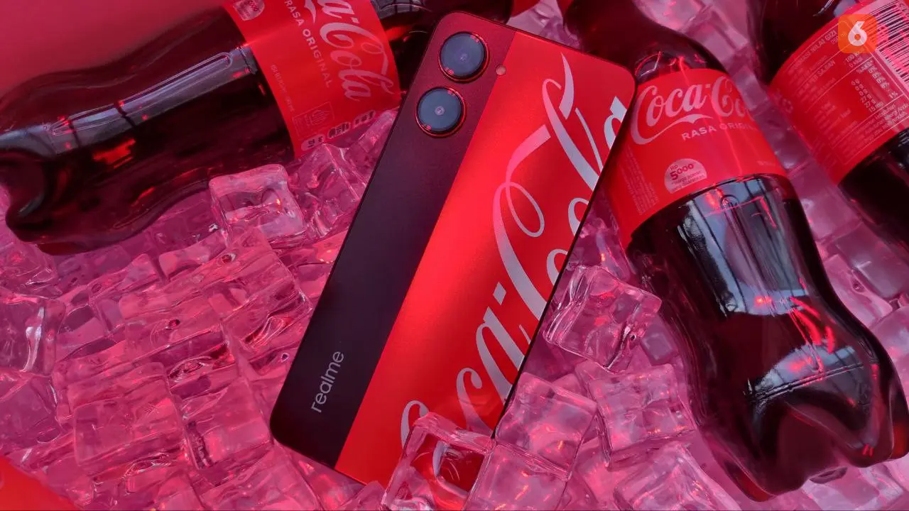 Realme 10 Pro Coca Cola Edition