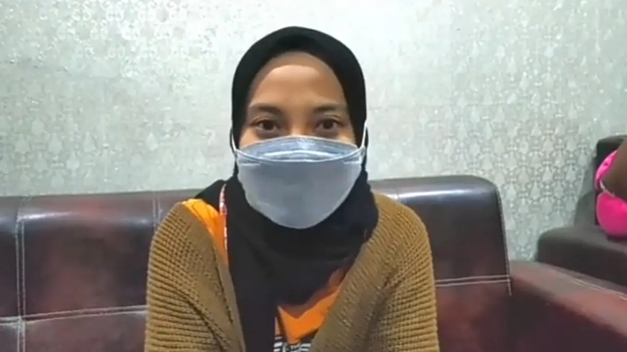 Remaja Wanita SS, Akun Medsosnya Di Hack Dan Menghina Walikota Cilegon. (Sabtu, 03/07/2021). (Istumewa).
