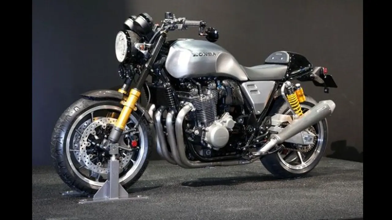 Honda CB1100 Berwajah Cafe Racer