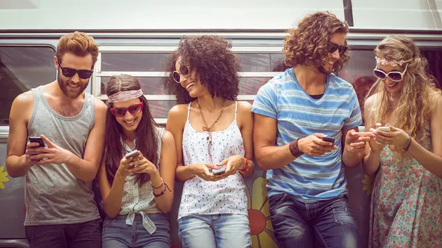 8 Gaya Hidup Hipster, dari Eksentrik Hingga Agnostik