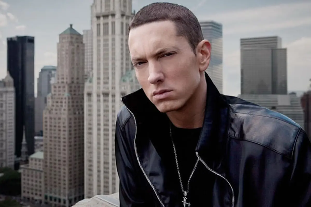 eminem-131011c.jpg