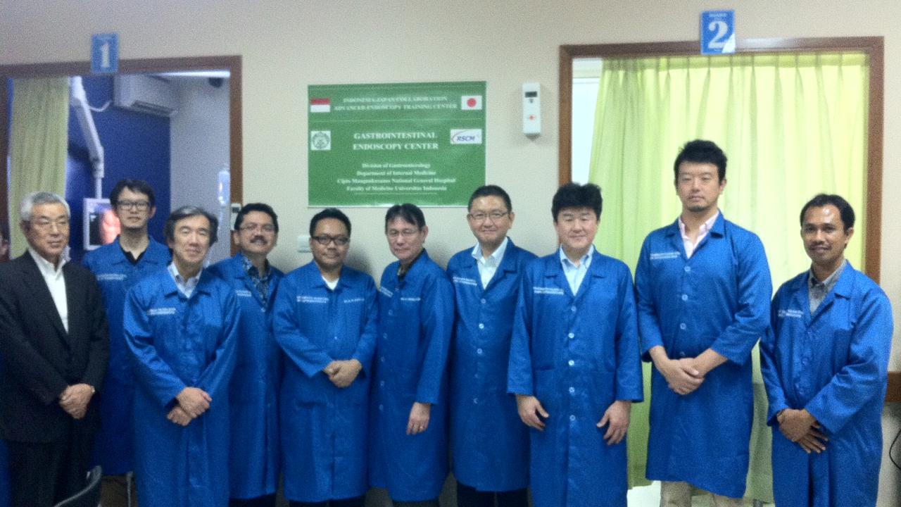 Tim dokter RSCM, Saluran cerna