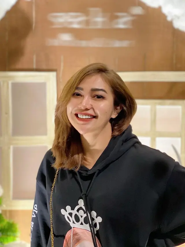 [Fimela] Chacha Sherly