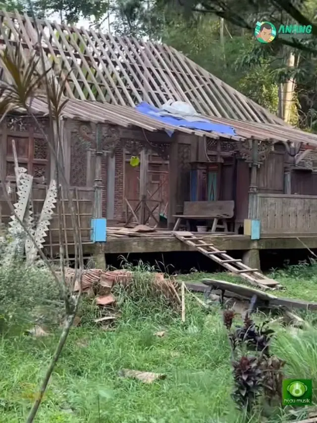 11 Potret Villa Ahmad Dhani di Puncak, Berkonsep Jawa Klasik Modern