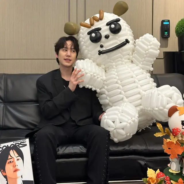 Cho Kyu Hyun Posting Foto Bareng Ghea Indrawari. (instagram/gyuram88)