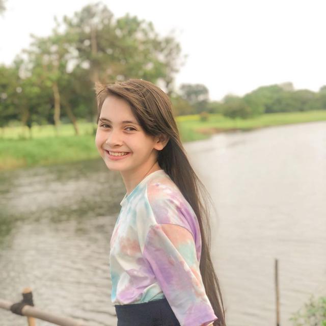 7 Potret Richelle, Adik Sandrinna Michelle yang Juga Seorang Artis