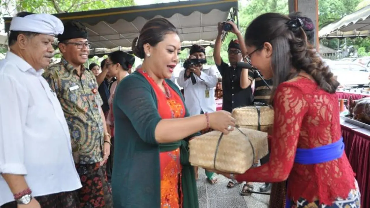 Pemkab Tabanan Ringankan Derita Peternak dan Masyarakat Karena Virus Babi