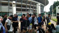 Komunitas Pokemon Go Indonesia yang berkumpul di Gelora Bung Karno (liputan6.com/Agustinus M. Damar)