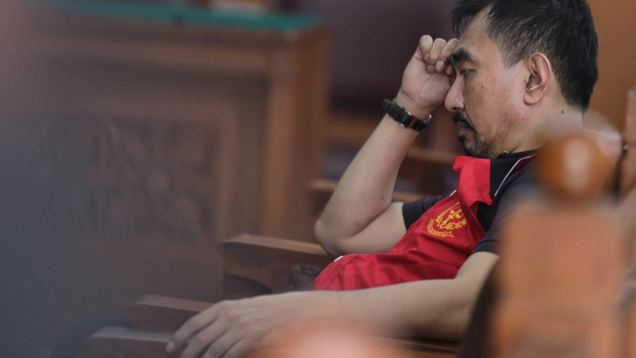 [Bintang] Gatot Brajamusti