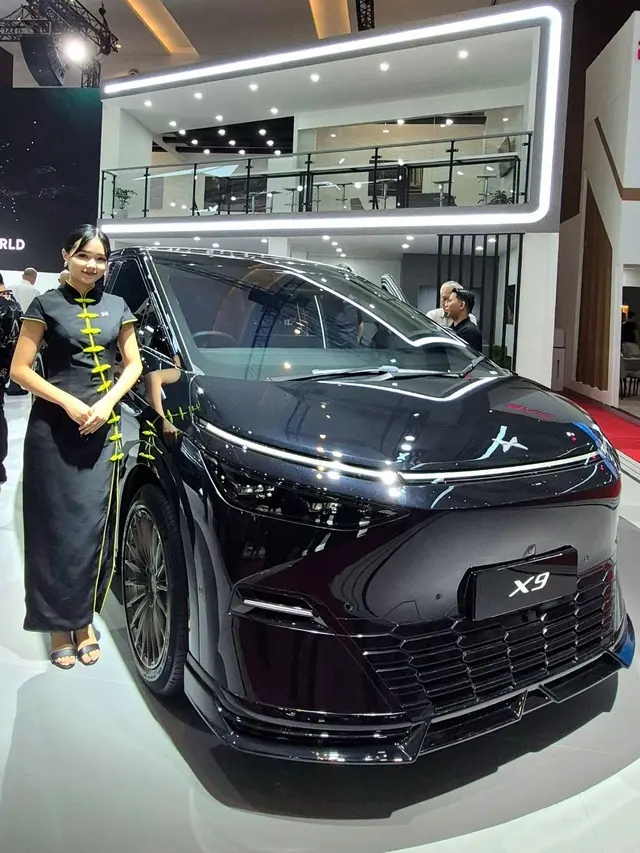 XPENG Unjuk Teknologi AI, The Next P7 dan Mobilitas Masa Depan di IIMS 2026