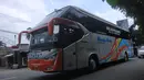 Scania K 360 IB merupakan sasis premium yang juga banyak dipakai di Indonesia. Sasis Premium ini dibekali mesin DC-13 108 dengan berkapasitas 13000cc dengan tenaga 360hp pada 1900rpm dan torsi 1750nm pada 1000-1350rpm. Sasis ini juga dapat diaplikasikan pada bodi Super High Deck.