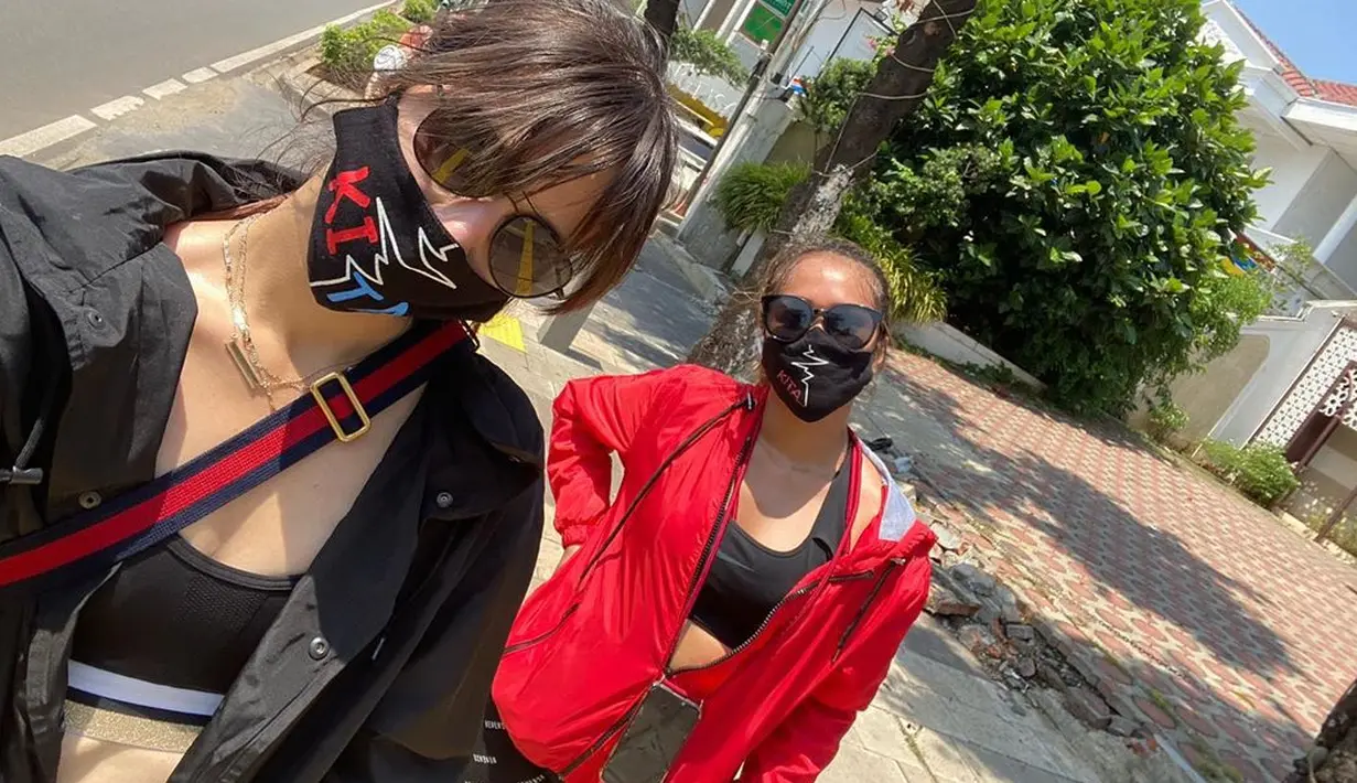 Nia Ramadhani memang selalu berhasil menarik perhatian publik tentang kehidupannya. Menjadi istri pengusaha Ardi Bakrie, Nia pun kerap berbagi tentang pemikiran positif yang dimilikinya selama ini. (Instagram/ramadhaniabakrie)