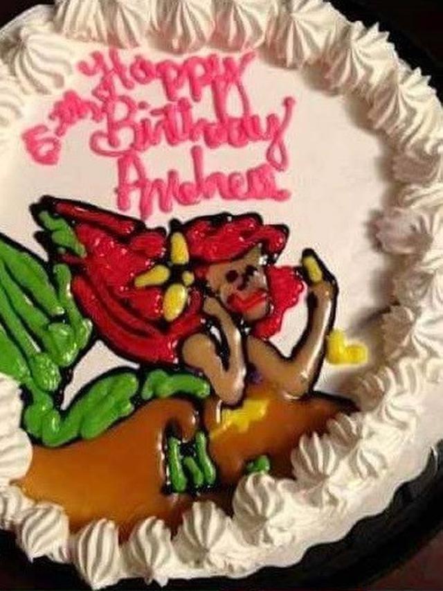 6 Kue Ulang Tahun Bentuk Kartun Wanita Ini Hasilnya Bikin Kecewa, Berantakan