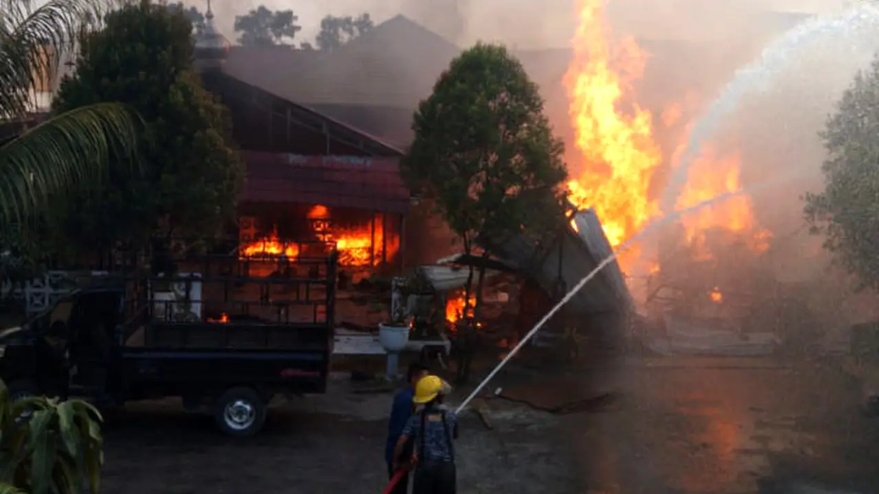 Pangkalan Gas Meledak