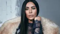 Terobsesi melakukan swafoto topless hingga bugil membuat rumah tangga Kim Kardashian diambang kehancuran. Benarkah itu? (Instagram/Kim Kardashian)