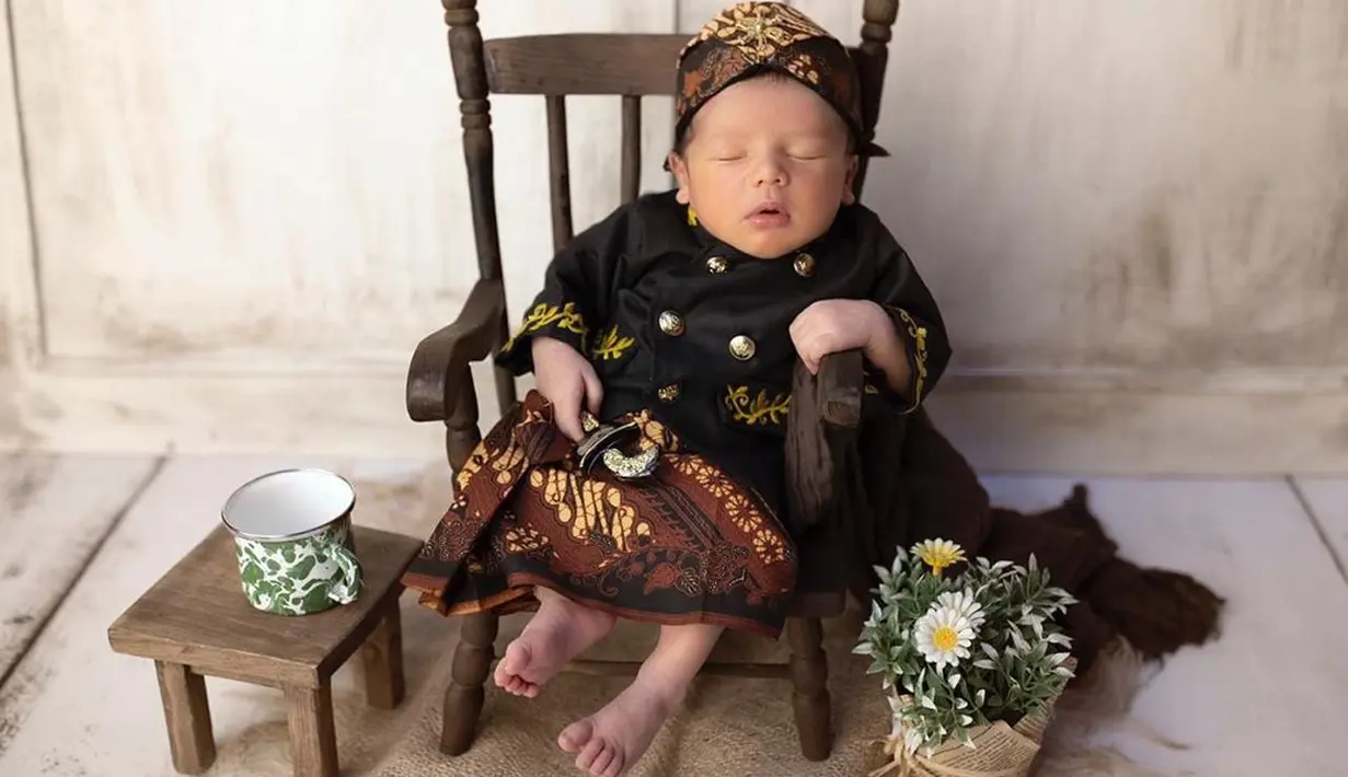 Anak Ussy Sulistiawaty dan Andhika Pratama (Instagram/andhiiikapratama)