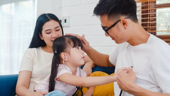 Kenali 4 Tips Parenting Melatih Anak Mengelola Emosi dengan Tepat Sejak Dini