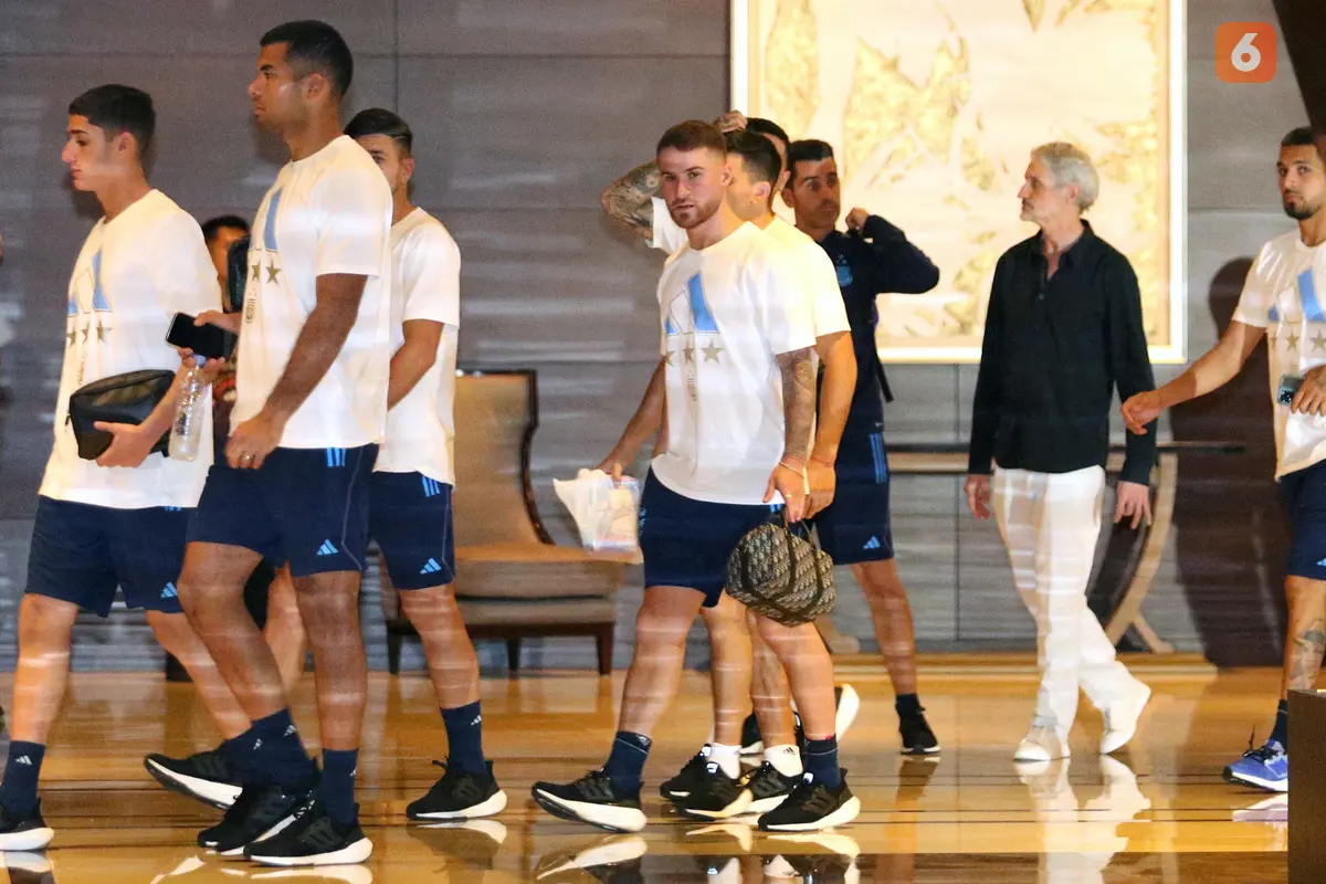 Foto: Penampakan Dua Pemain Muda Manchester Setelah Timnas Argentina Jalani Latihan