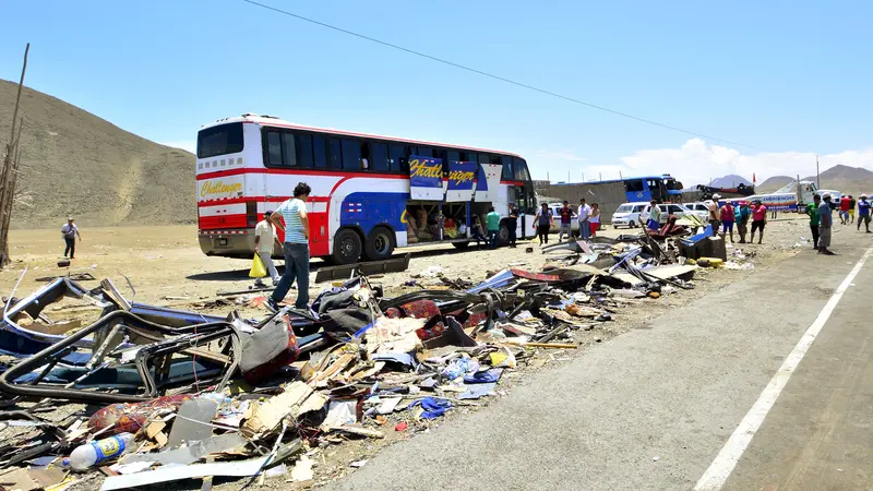 Tabrakan Bus dan Truk di Peru Tewaskan 34 Orang