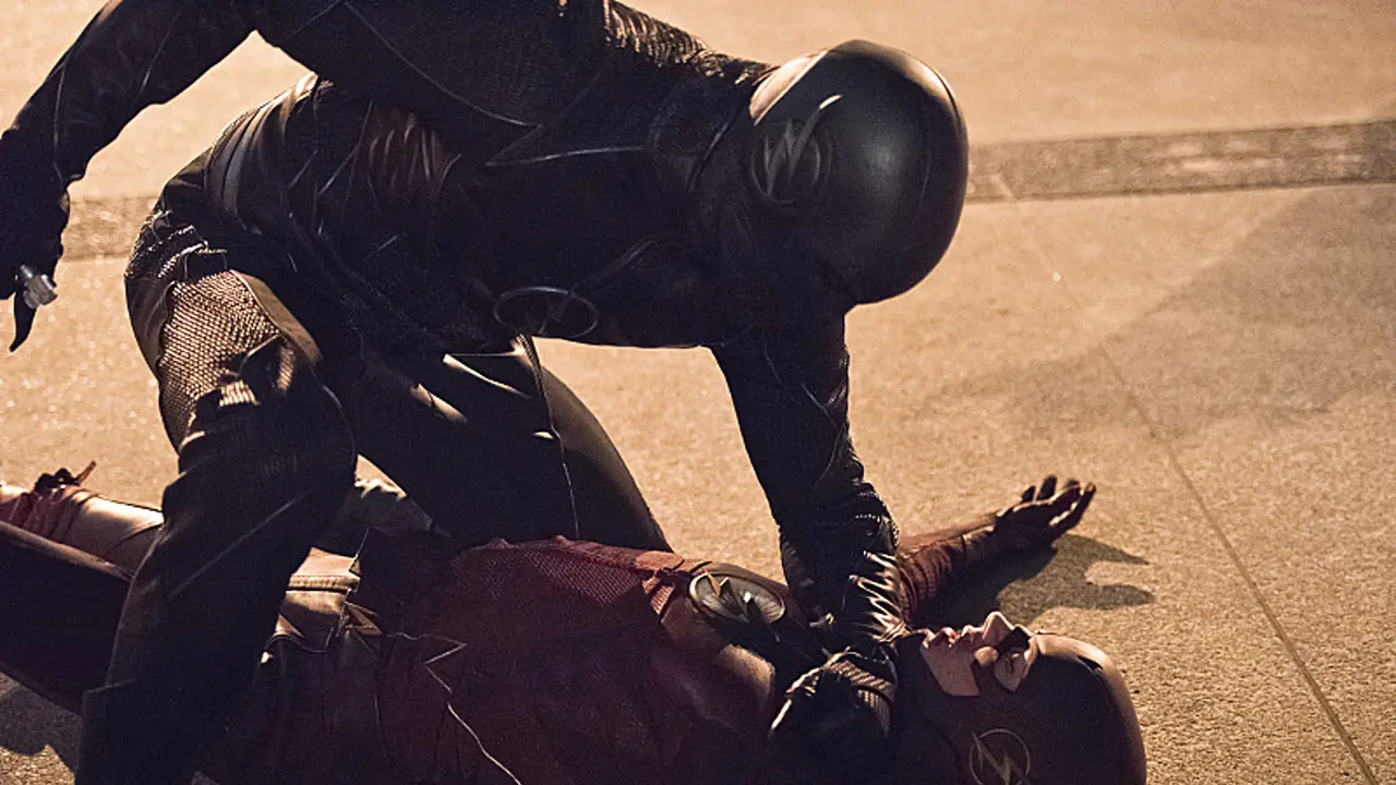 The Flash Season 2 Episode 14 Bongkar Identitas Zoom