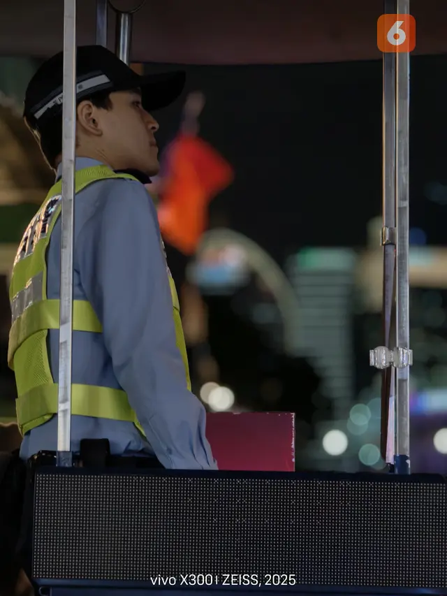 Keamanan Shanghai terjaga ketat, polisi sigap dan CCTV aktif di mana-mana, membuat wisatawan merasa aman menikmati kota modern ini. (Foto: Aditya Eka Prawira/Liputan6.com)