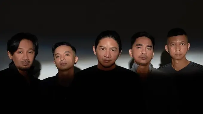 Ungu di panggung off air (Instagram/ungu_band)