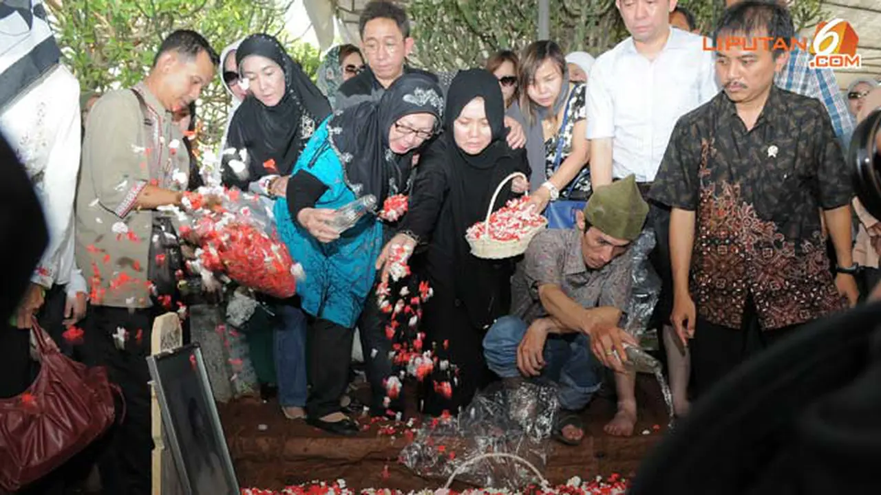 pemakaman-munim-petang-130927c.jpg
