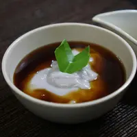 bubur sumsum bisa menjadi pilihan camilan sehat karena mengandung santan./copyright unplash/debo