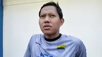 Gelandang anyar Persib Bandung, Adam Alis. (Bola.com/Erwin Snaz)