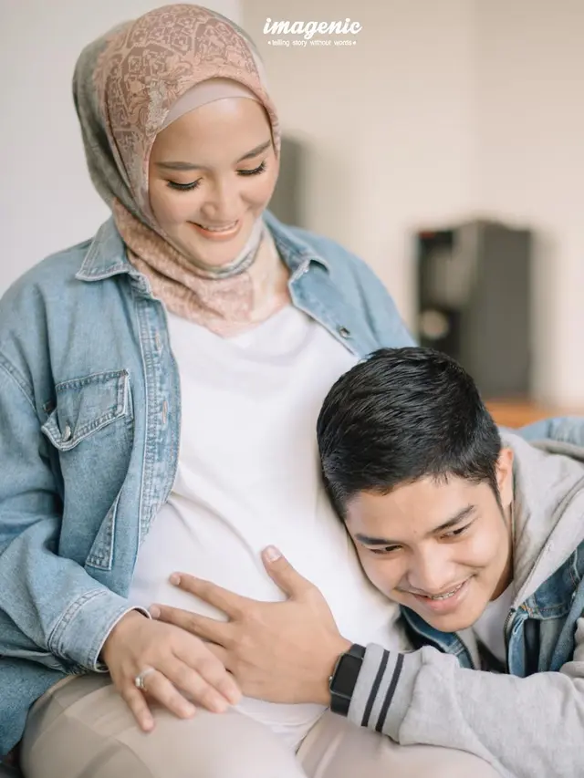 Jelang Melahirkan, Ini 6 Potret Maternity Shoot Erica Putri dan Suami