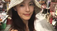 Bintang Korea Park Jiyoung atau Kahi habiskan waktu liburan di Bali. (dok. Instagram @kahi_korea/https://www.instagram.com/p/Bsamps9jpuK/Asnida Riani)