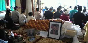 Suasana Duka di Rumah Sutan Bhatoegana
