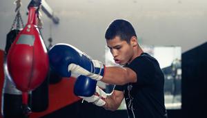 Ilustrasi pria latihan tinju. (Foto: Los Muertos Crew/Pexels)