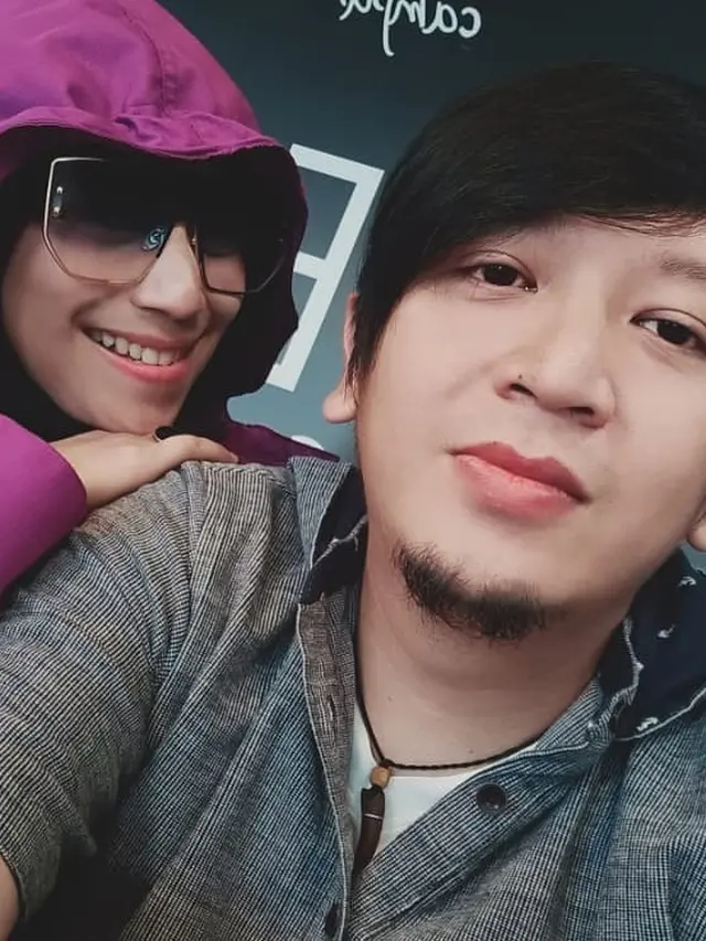 Potret Mesra Inka Christie dengan Suami (sumber: instagram/@inka_christie99)