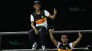 Suporter (Penyokong) hadir memberi dukungan kepada T-Team saat berlaga pada babak play-off melawan ATM di Stadion Perak, Malaysia, Sabtu (30/01/2016). (Bola.com/Nicklas Hanoatubun)
