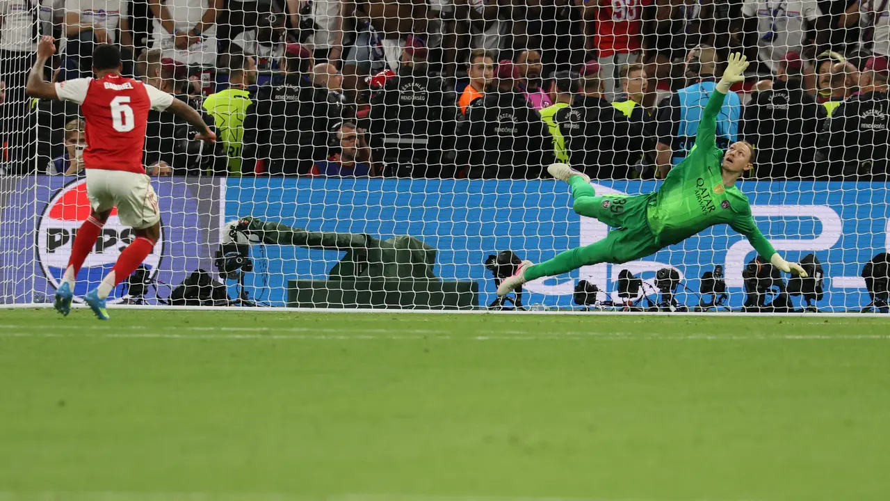 Gabriel Gagal Eksekusi Penalti