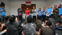 Menpora Zainudin Amali meninjau Pelatnas Cabor Pencak Silat, di Padepokan Pencak Silat, TMII, Jakarta Timur.