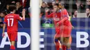 Hasil imbang kedua tim tidak berlangsung lama. Tiga menit berselang, atau menit ke-41, Desire Doue mencetak gol yang membawa Les Parisiens unggul 2-1. (FRANCK FIFE/AFP)