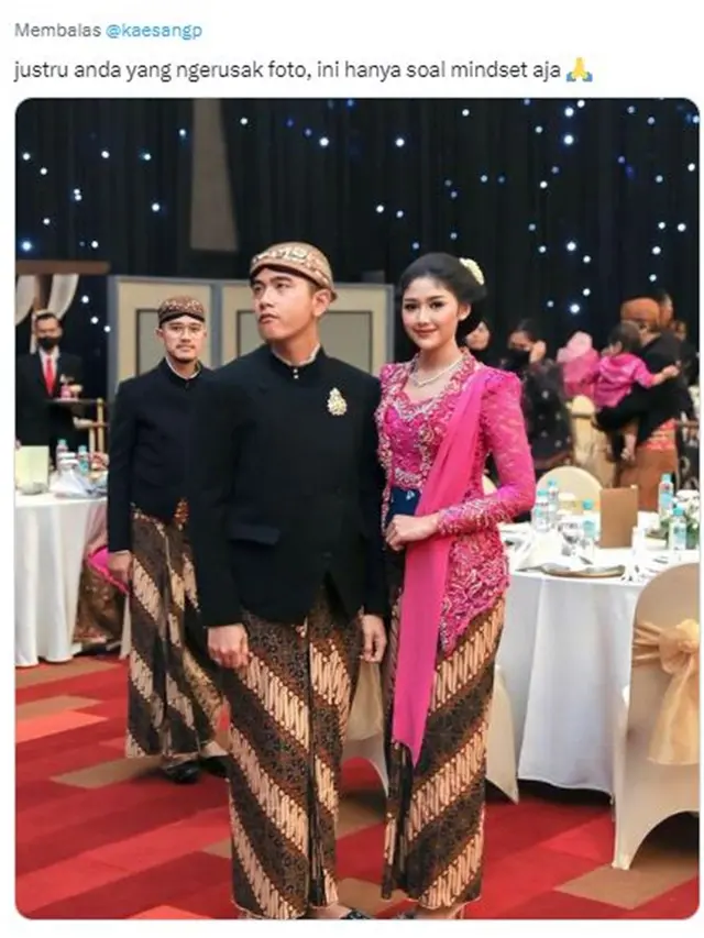 6 Editan Kocak Netizen saat Gibran Ganggu Sesi Foto Kaesang dan Erina Gudono