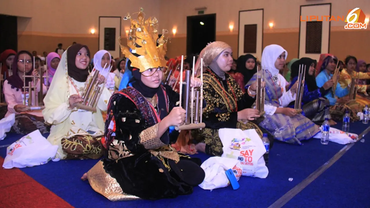 lazuardi-birru-130904c.jpg