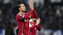 Bek Liverpool, Virgil van Dijk, usai membela The Reds di Liga Champions. (Thibaud MORITZ / AFP)