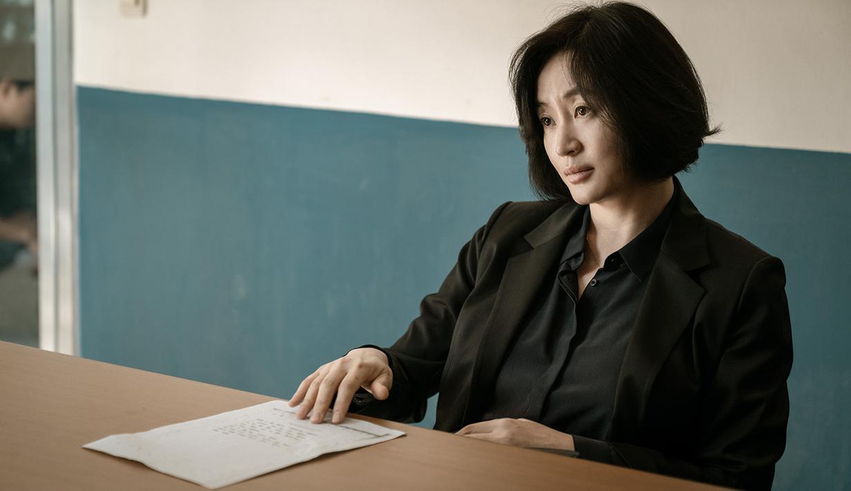 Kim Hye Soo dalam film The Day I Died: Unclosed Case. (Warner Bros. Korea)