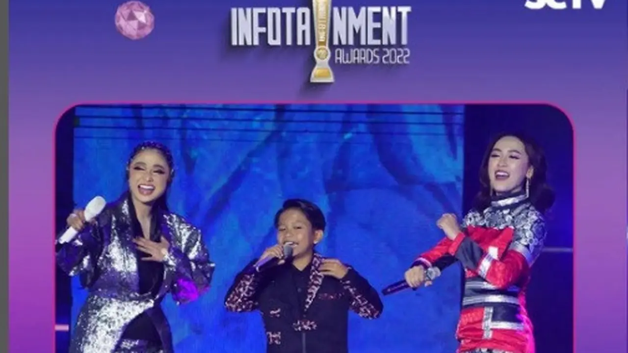 Potret Farel Prayoga bareng sederet artis terkenal (Foto: Instagram sctv)